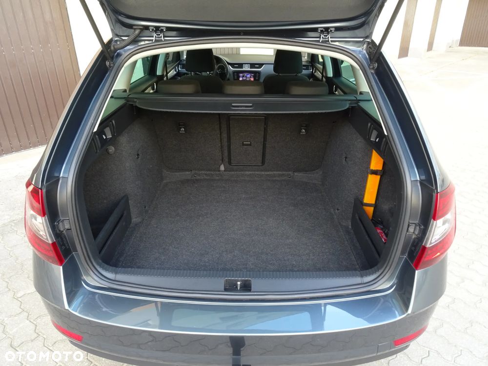 Skoda Octavia 1.6 TDI Drive - 10