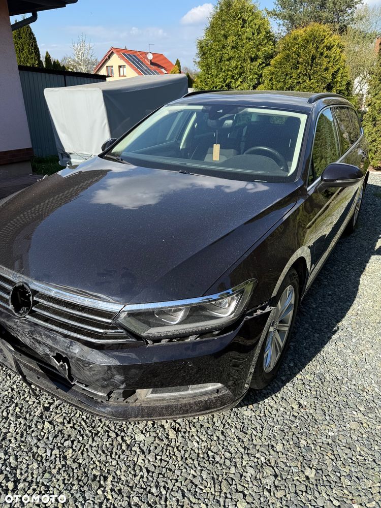 Volkswagen Passat 2.0 TDI BMT Comfortline DSG - 3