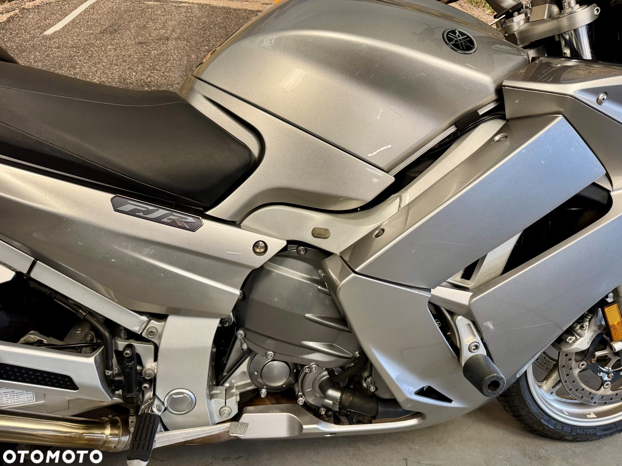 Yamaha FJR - 10