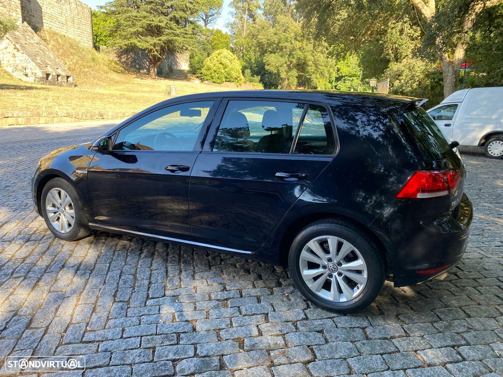 VW Golf 1.6 TDi BlueMotion Confortline - 2