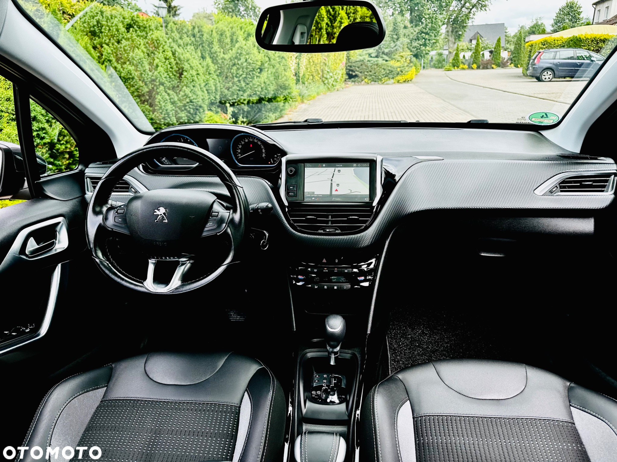 Peugeot 2008 PureTech 110 Stop&Start EAT6 Allure - 6