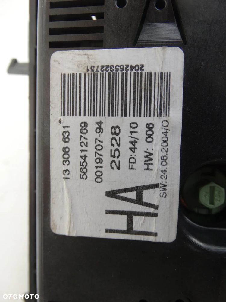RADIO CD CD30 13357117 OPEL ASTRA H ZAFIRA B F-VAT - 5