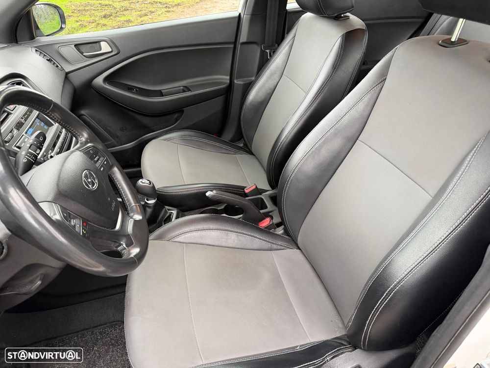 Hyundai i20 1.2 Blue Access+Bluetooth - 10