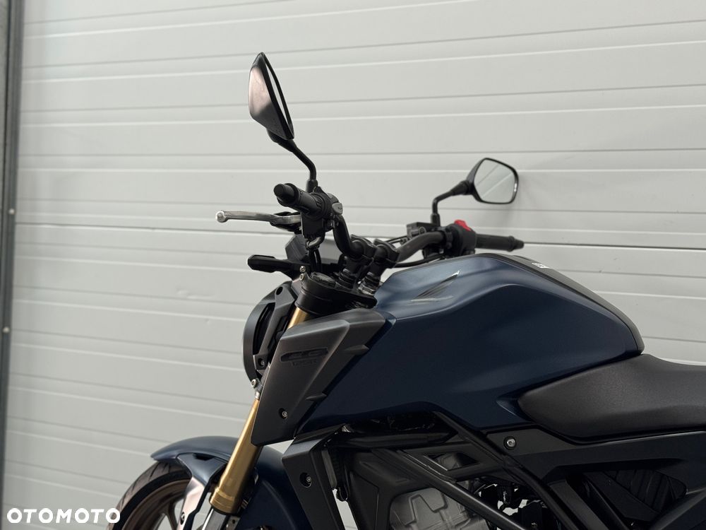 Honda CB - 23