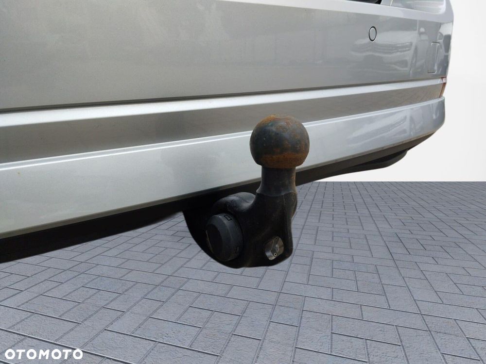 Skoda Octavia 2.0 TDI DSG Style - 41