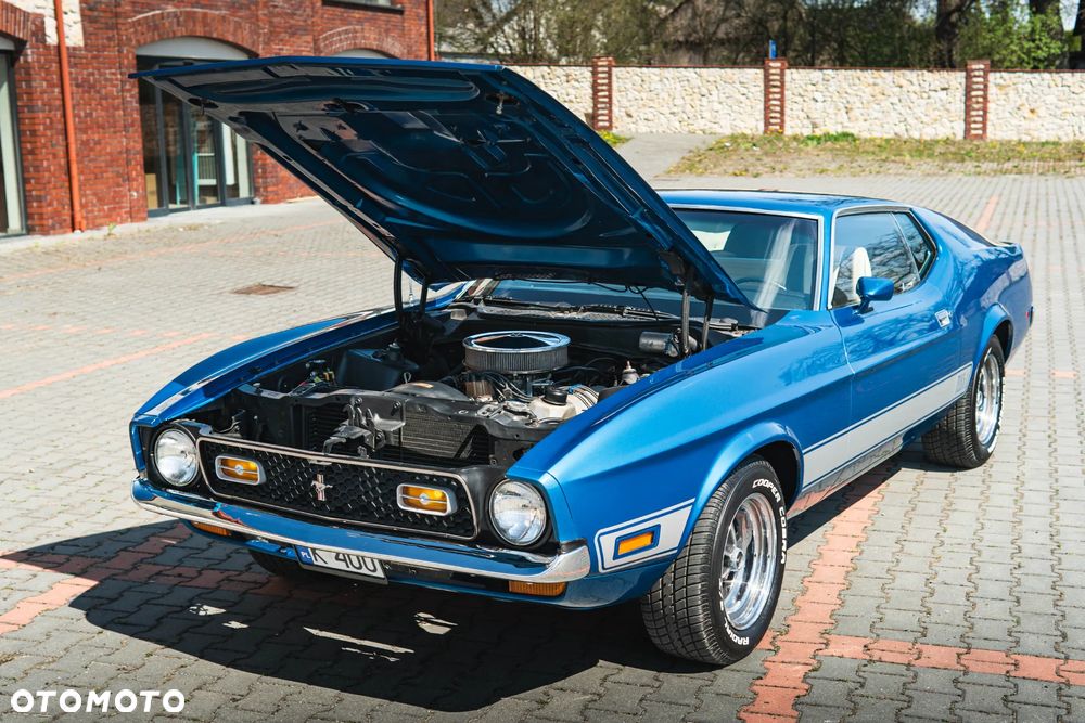 Ford Mustang - 23