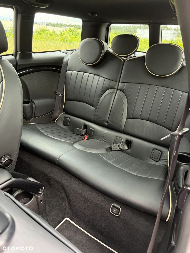 MINI Clubman Cooper D - 9