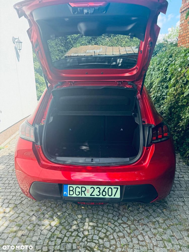 Peugeot 208 - 4