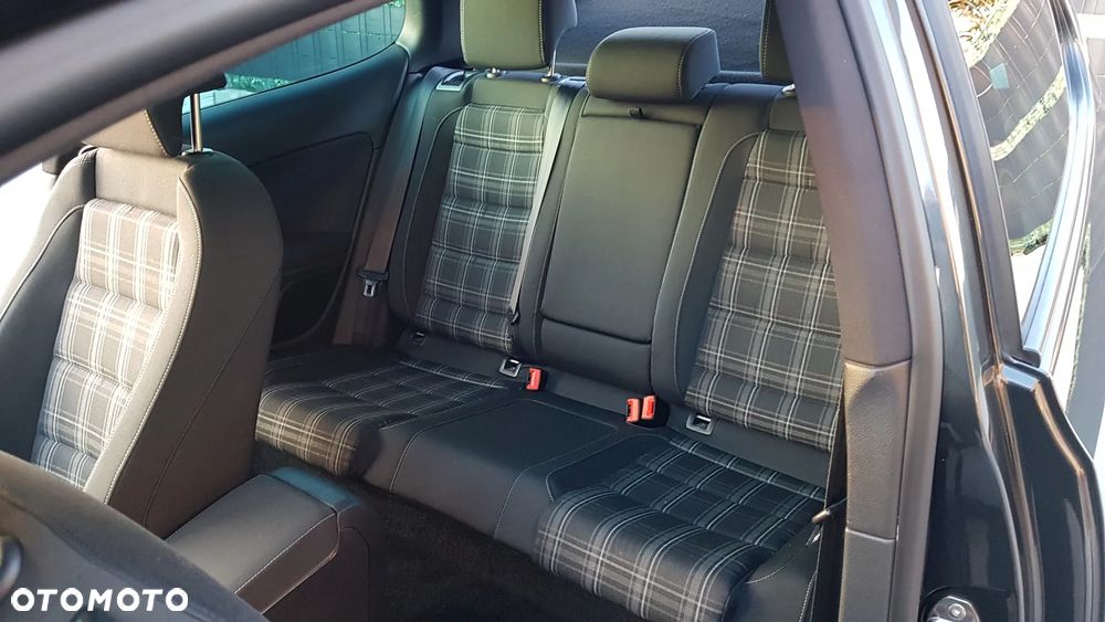 Volkswagen Golf VI 2.0 TDI GTD DSG - 21