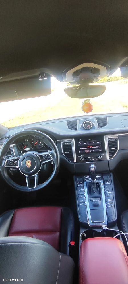 Porsche Macan Standard - 13
