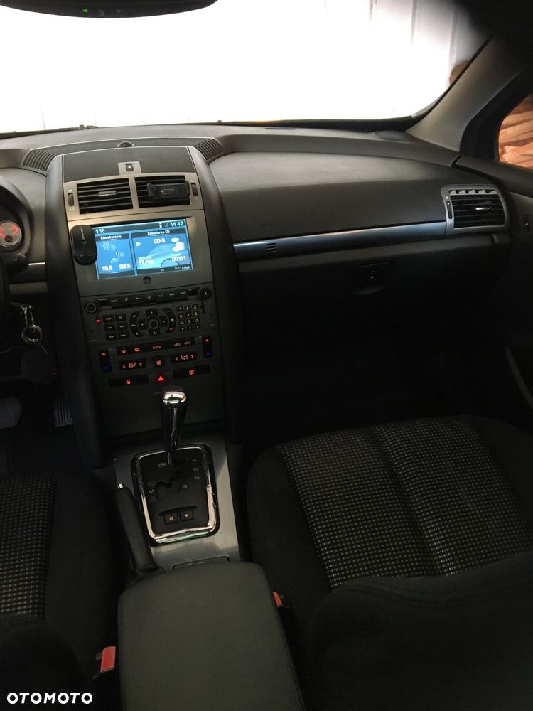 Peugeot 407 HDi 135 Automatik Platinum - 17