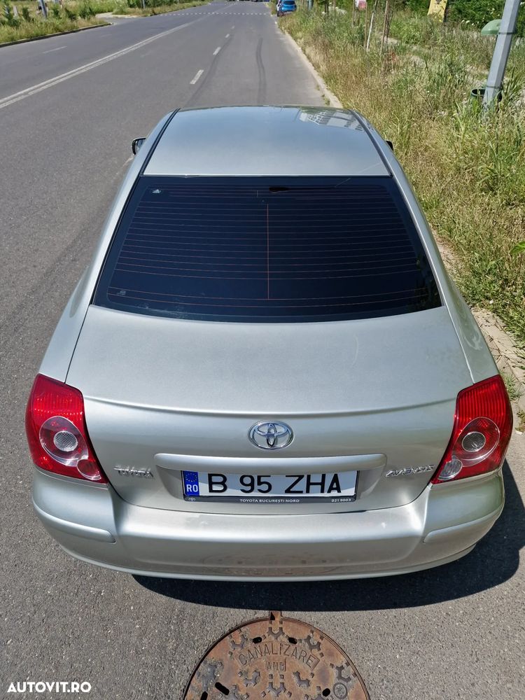 Toyota Avensis - 5