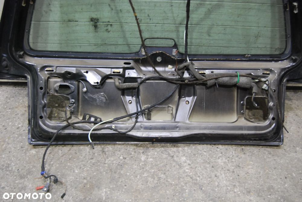 KLAPA BAGAŻNIKA TYŁ TYLNA VW PASSAT B4 KOMBI LA9V - 8