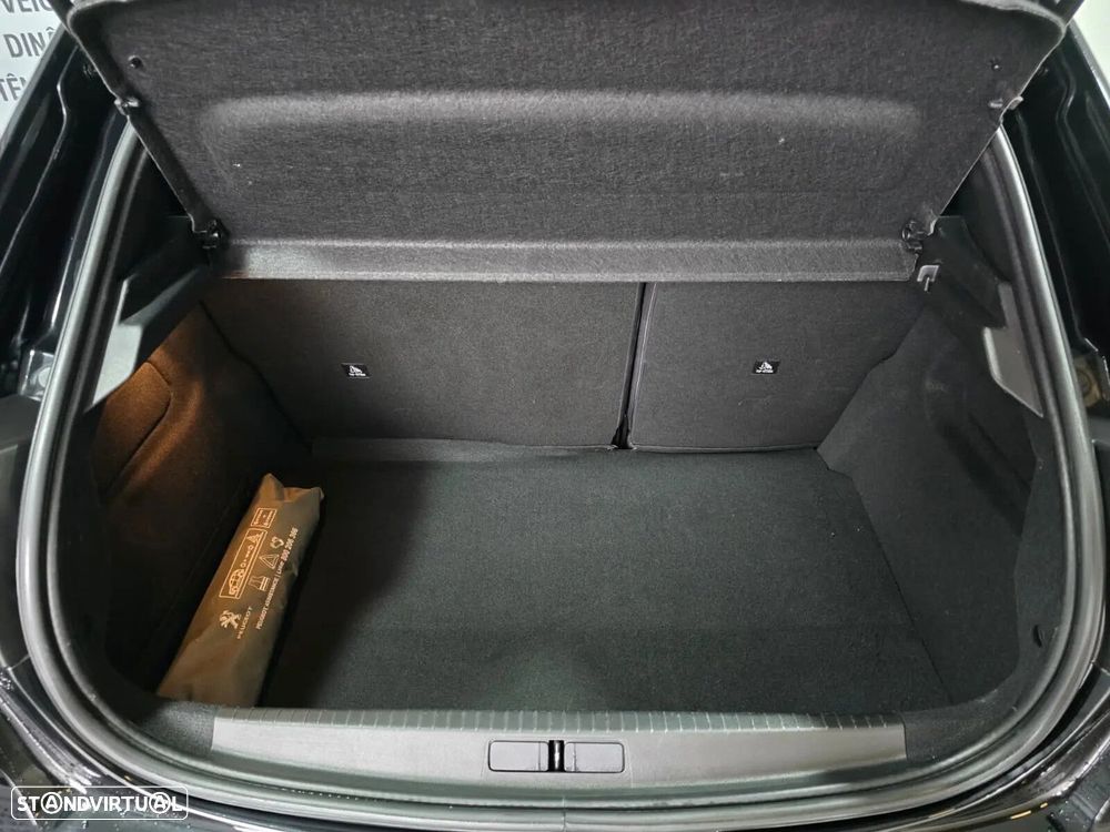 Peugeot 208 1.2 PureTech Active Pack - 22