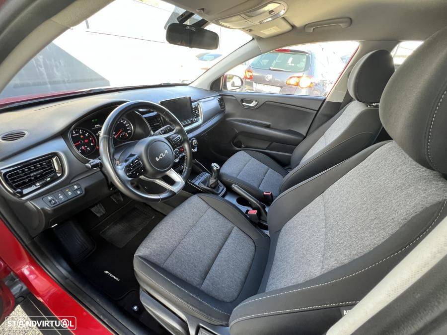 Kia Stonic - 19
