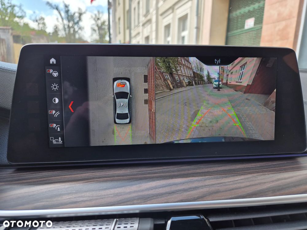 BMW Seria 5 530i xDrive M Sport sport - 37