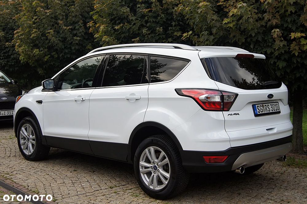 Ford Kuga - 8