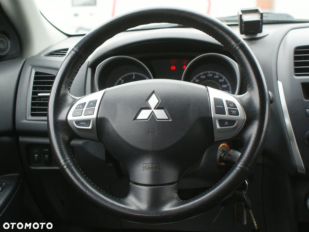 Mitsubishi ASX - 18