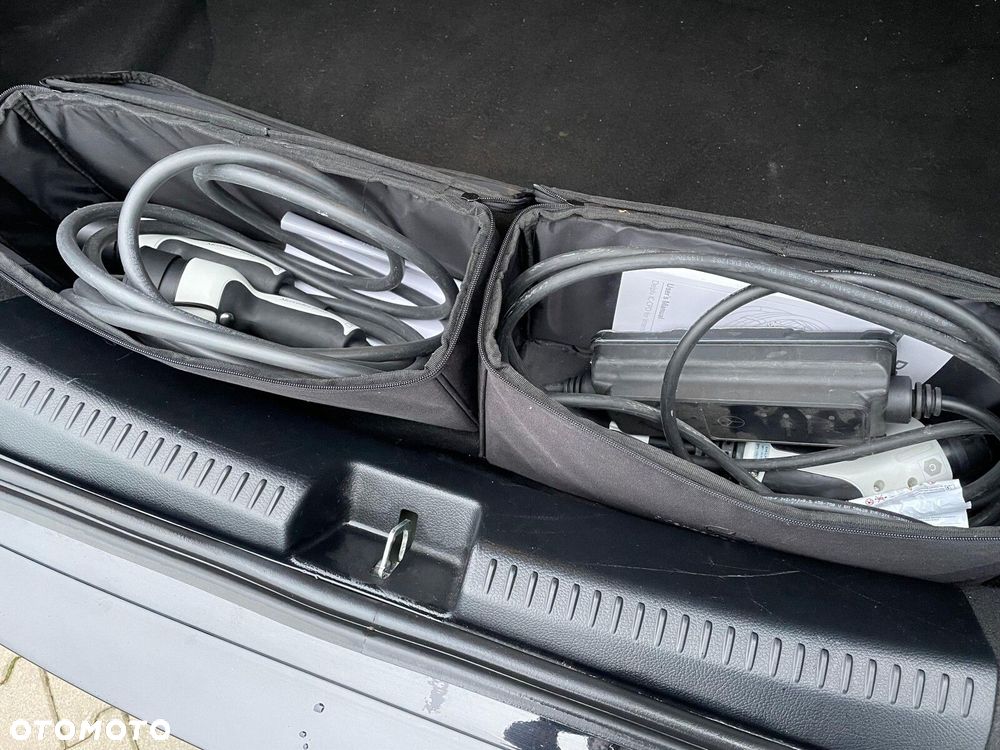 Mercedes-Benz CLA - 17