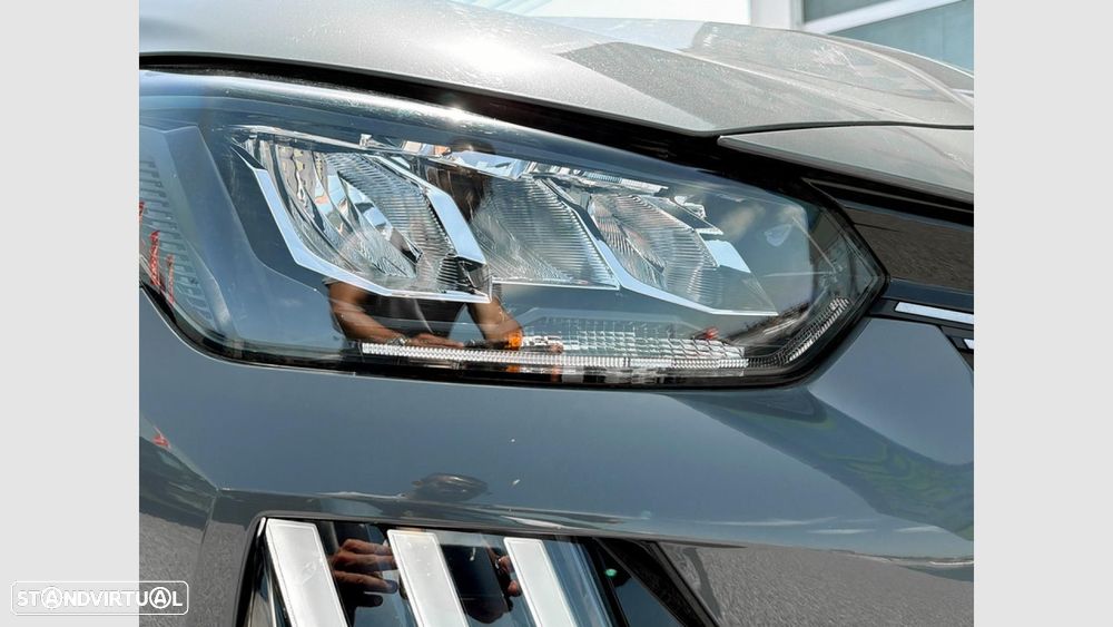 Peugeot e-208 50 kWh Style - 9