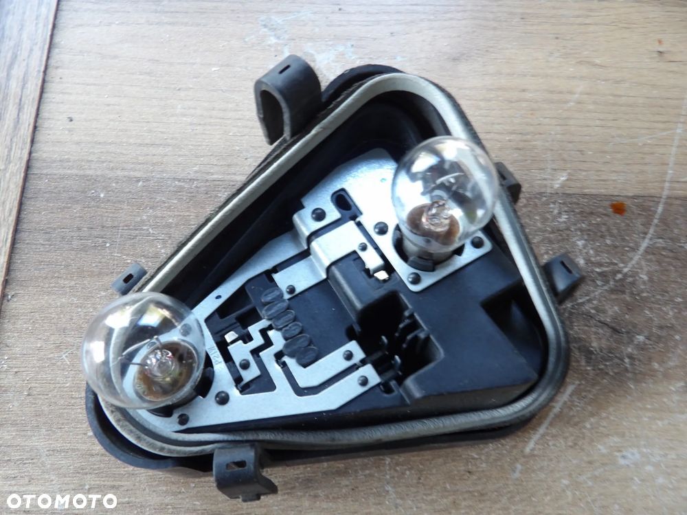BMW - F31 - WKŁAD LAMPY TYLNEJ - LEWY - ORYGINAŁ - 1