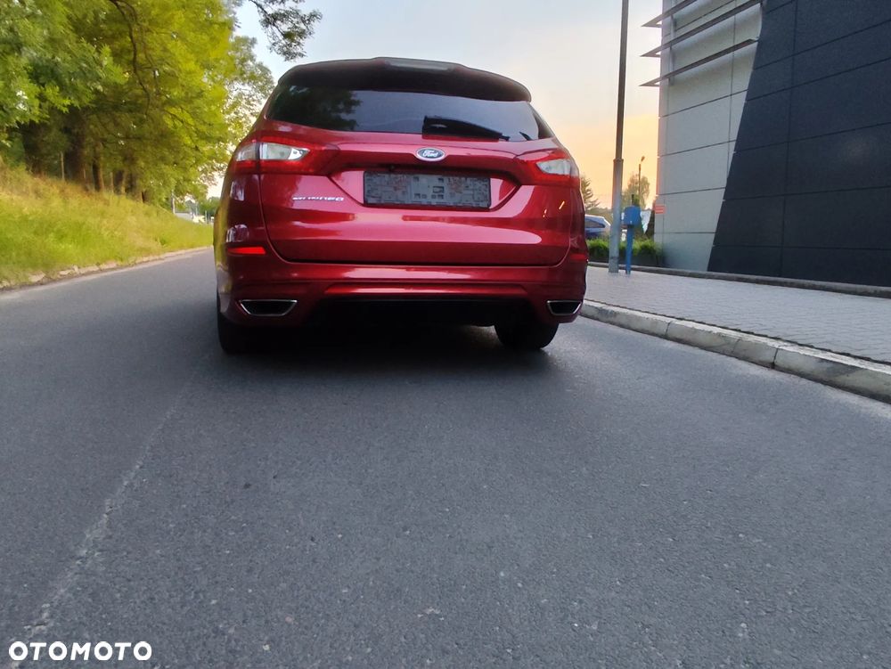 Ford Mondeo 2.0 TDCi Bi-Turbo ST-Line PowerShift - 11