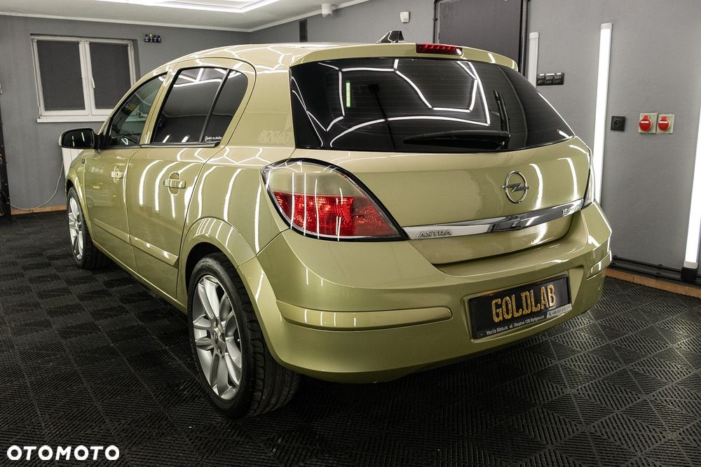 Opel Astra 1.6 Enjoy - 8