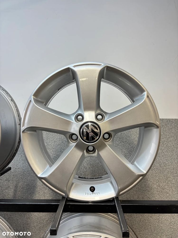 4 Felgi Alu Volkswagen Touran, Caddy, Golf 5, 6, 16" ET50 - 7