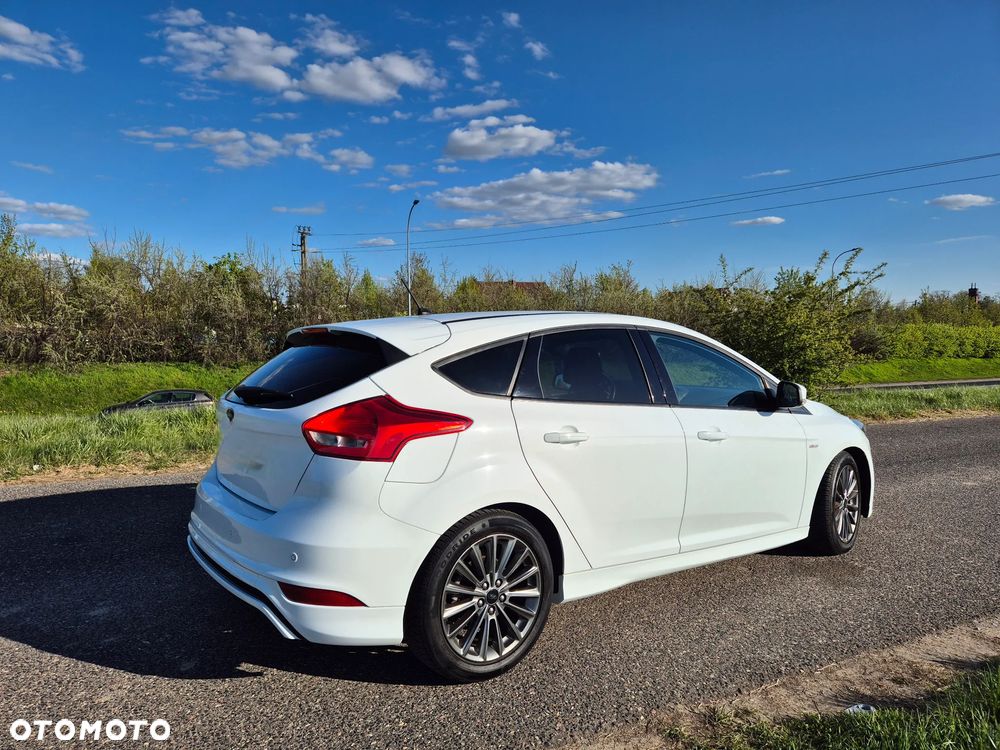 Ford Focus 1.5 EcoBlue Start-Stopp-System ST-LINE - 3