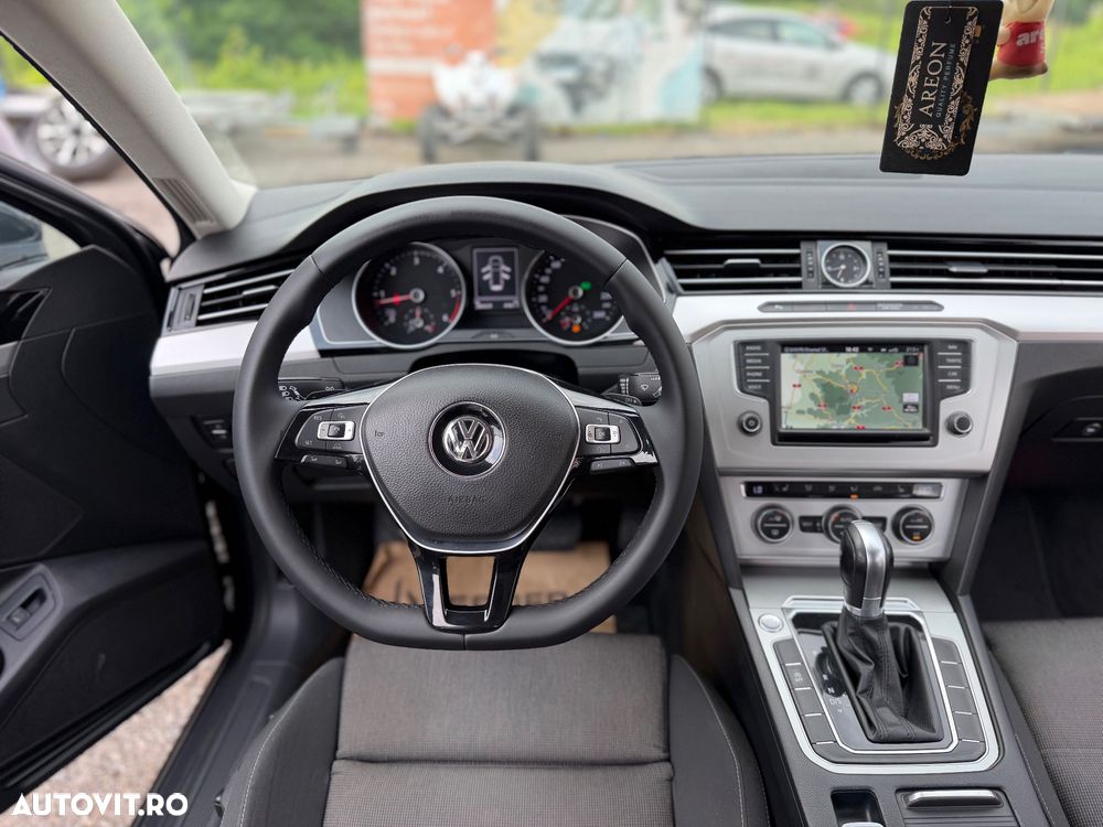 Volkswagen Passat 2.0 TDI SCR DSG BlueMotion Comfortline - 5