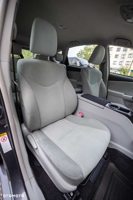 Toyota Prius+ 1.8 HSD Prestige - 22