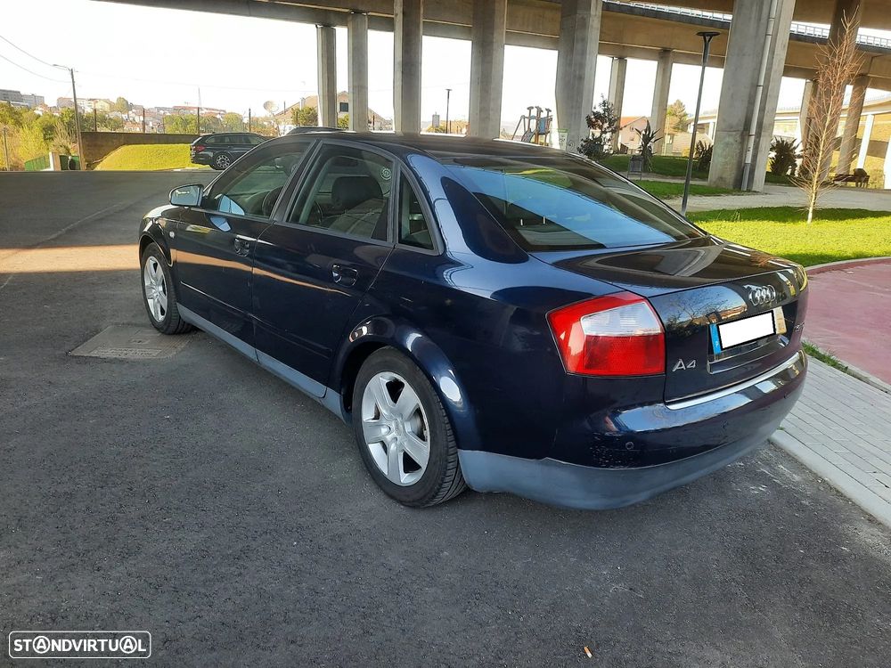 Audi A4 1.9 TDI m6 Sport - 8