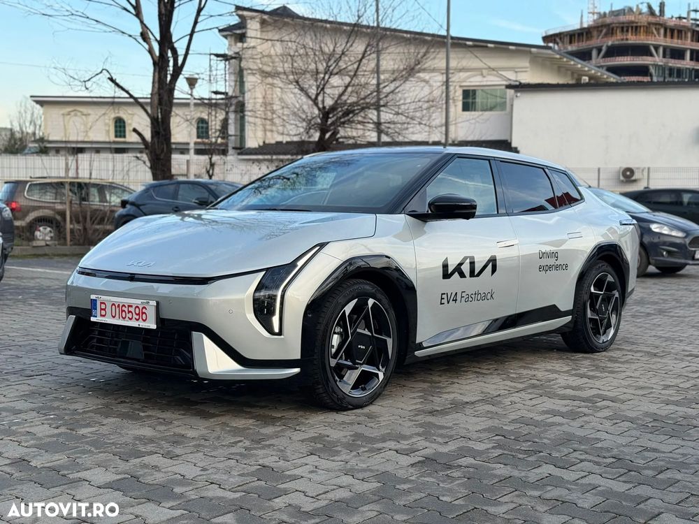 Kia EV4 150 kW 81.4 kWh 2WD AT GT Line - 2