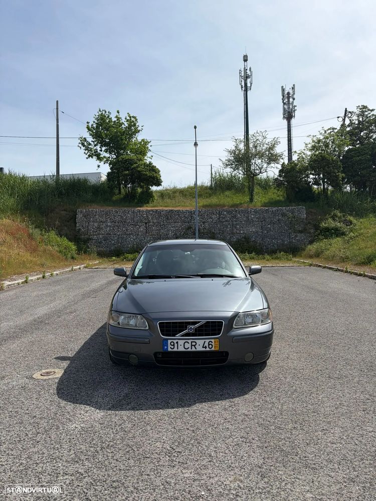 Volvo S60 2.4 D5 Nivel 1 - 1