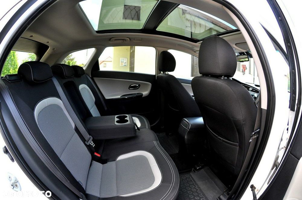 Kia Ceed 1.6 CRDi XL - 9