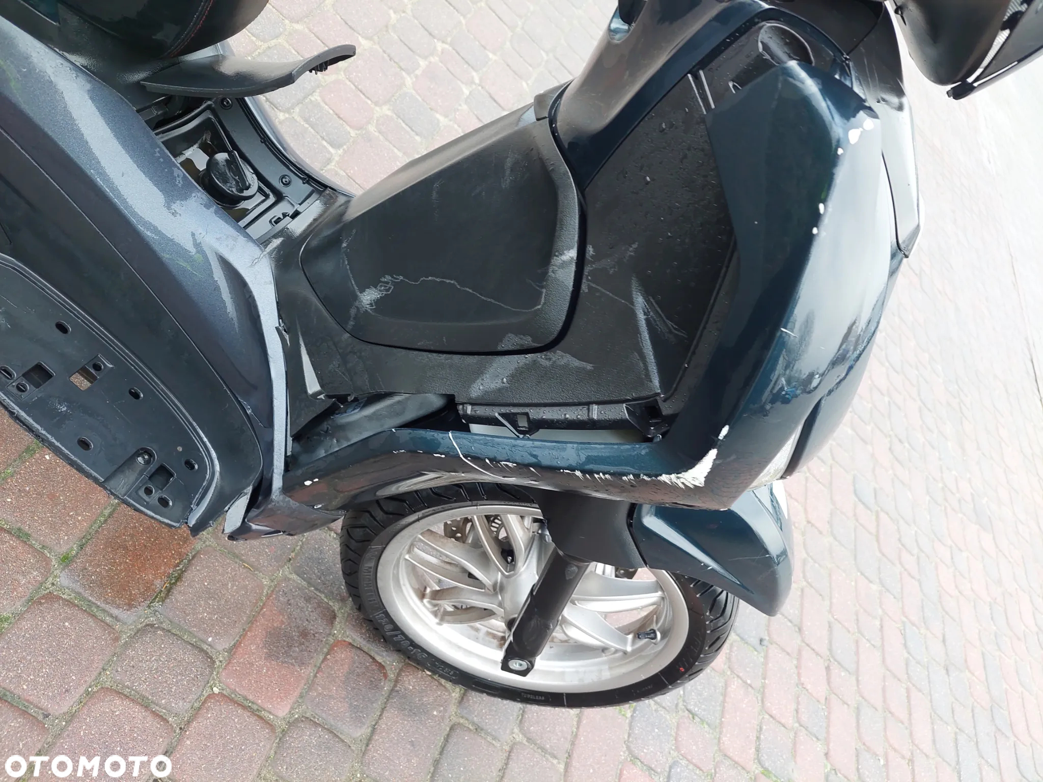 Piaggio Beverly - 10