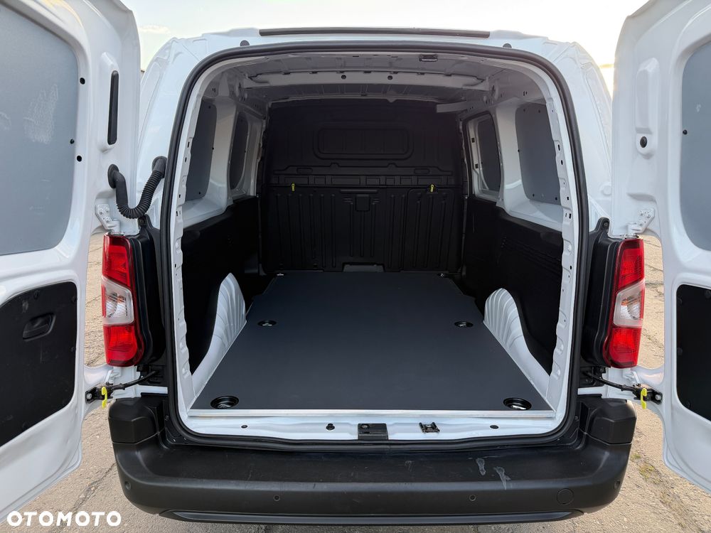 Toyota Proace City - 15
