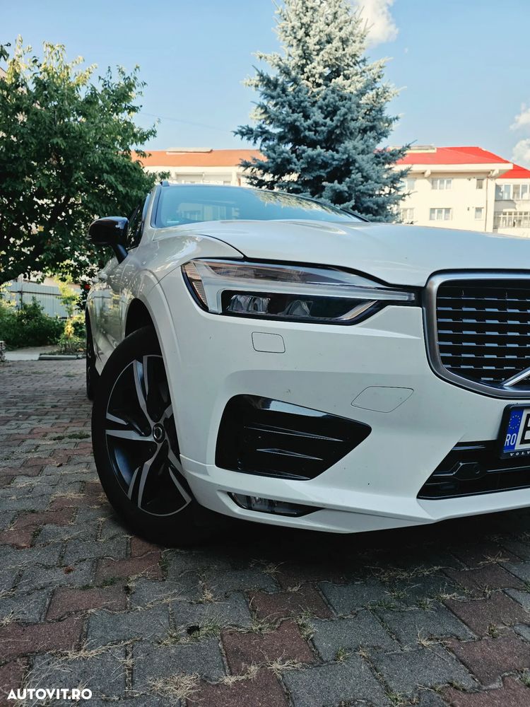 Volvo XC 60 B5 MHEV AWD R-Design - 3