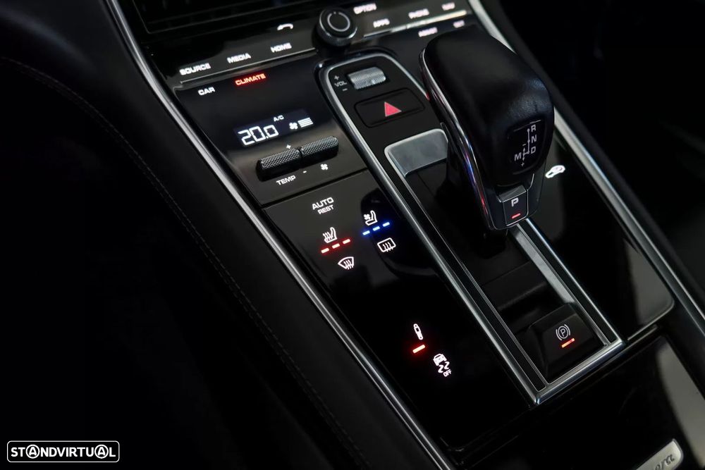 Porsche Panamera Sport Turismo Turbo - 14
