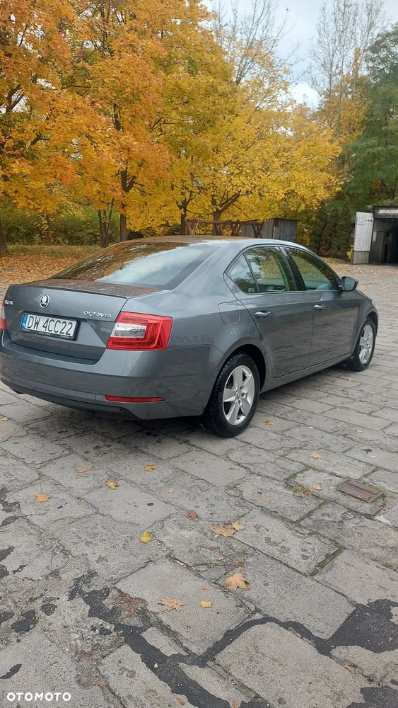 Skoda Octavia 1.5 TSI ACT Business - 9