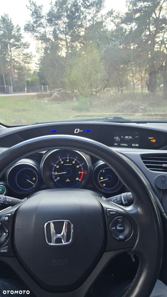 Honda Civic 1.8 Comfort - 28