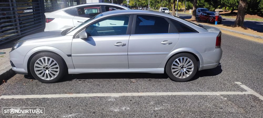 Opel Vectra 1.9 CDTi - 2