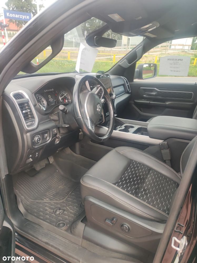RAM 1500 5.7 Crew Cab Shortbed Bighorn Black - 5