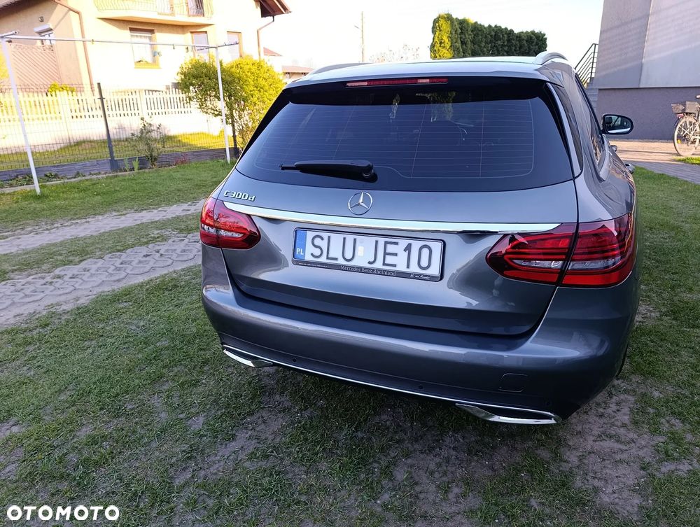 Mercedes-Benz Klasa C 300 d 9G-TRONIC Exclusive - 6