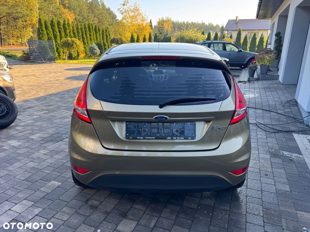 Ford Fiesta 2012 photo 5