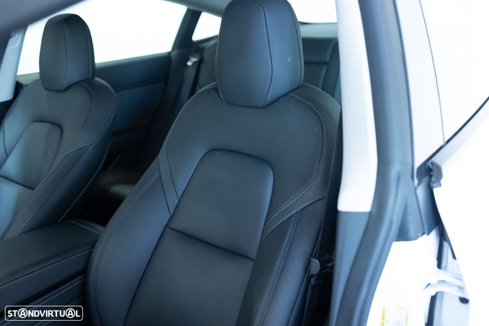 Tesla Model 3 Standard RWD Plus - 26