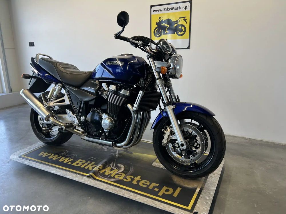 Suzuki GSX - 3