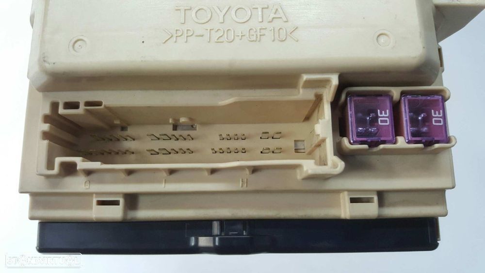 CAIXA DE RELÉS/ FUSÍVEIS LEXUS RX300 (MCU15) PREMIUM - 2