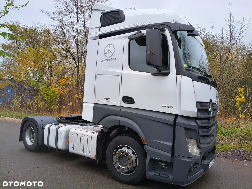 Mercedes-Benz Actros - 12