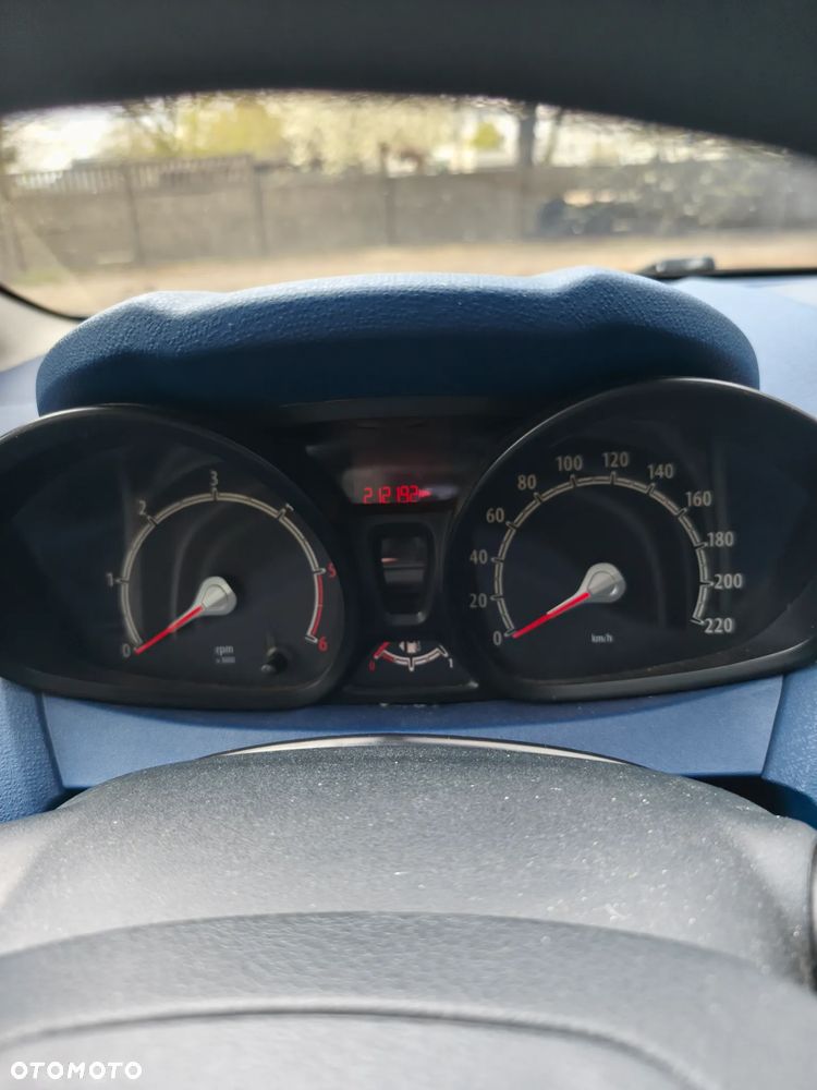 Ford Fiesta 1.4 TDCI - 12